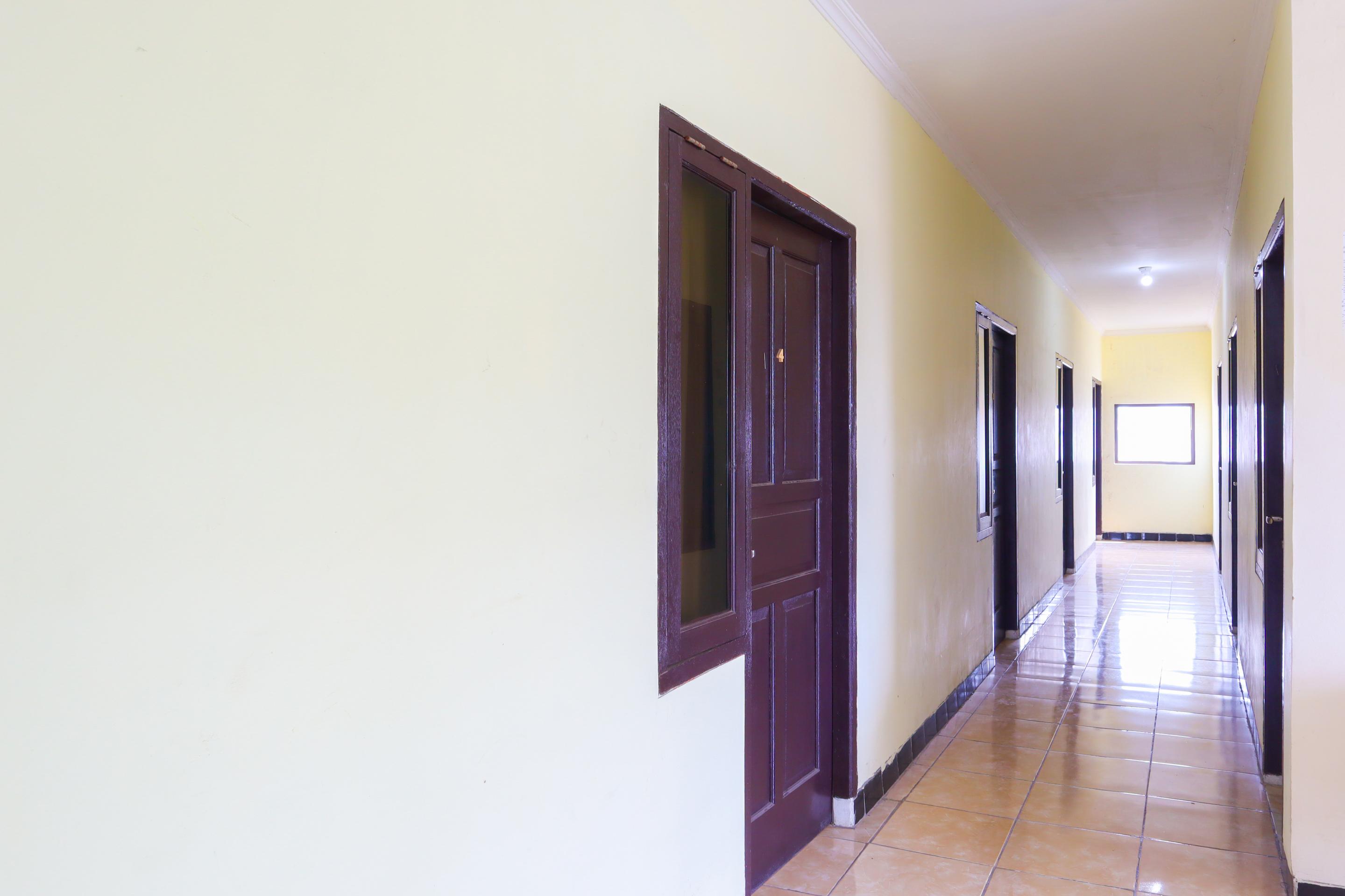 Oyo 2547 Assirot Residence Yakarta Exterior foto