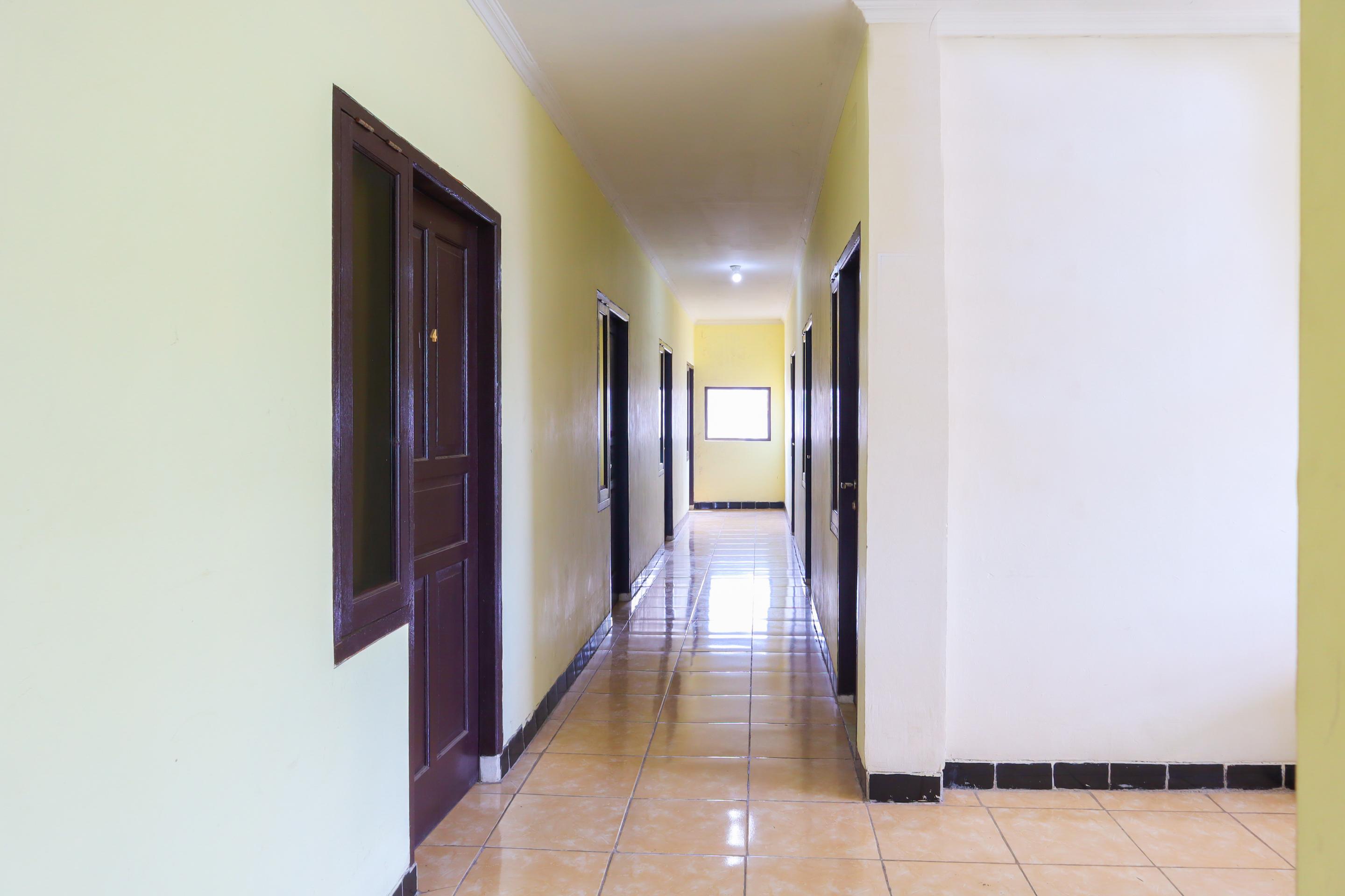 Oyo 2547 Assirot Residence Yakarta Exterior foto